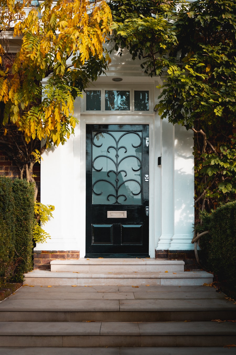 Fiberglass entry door