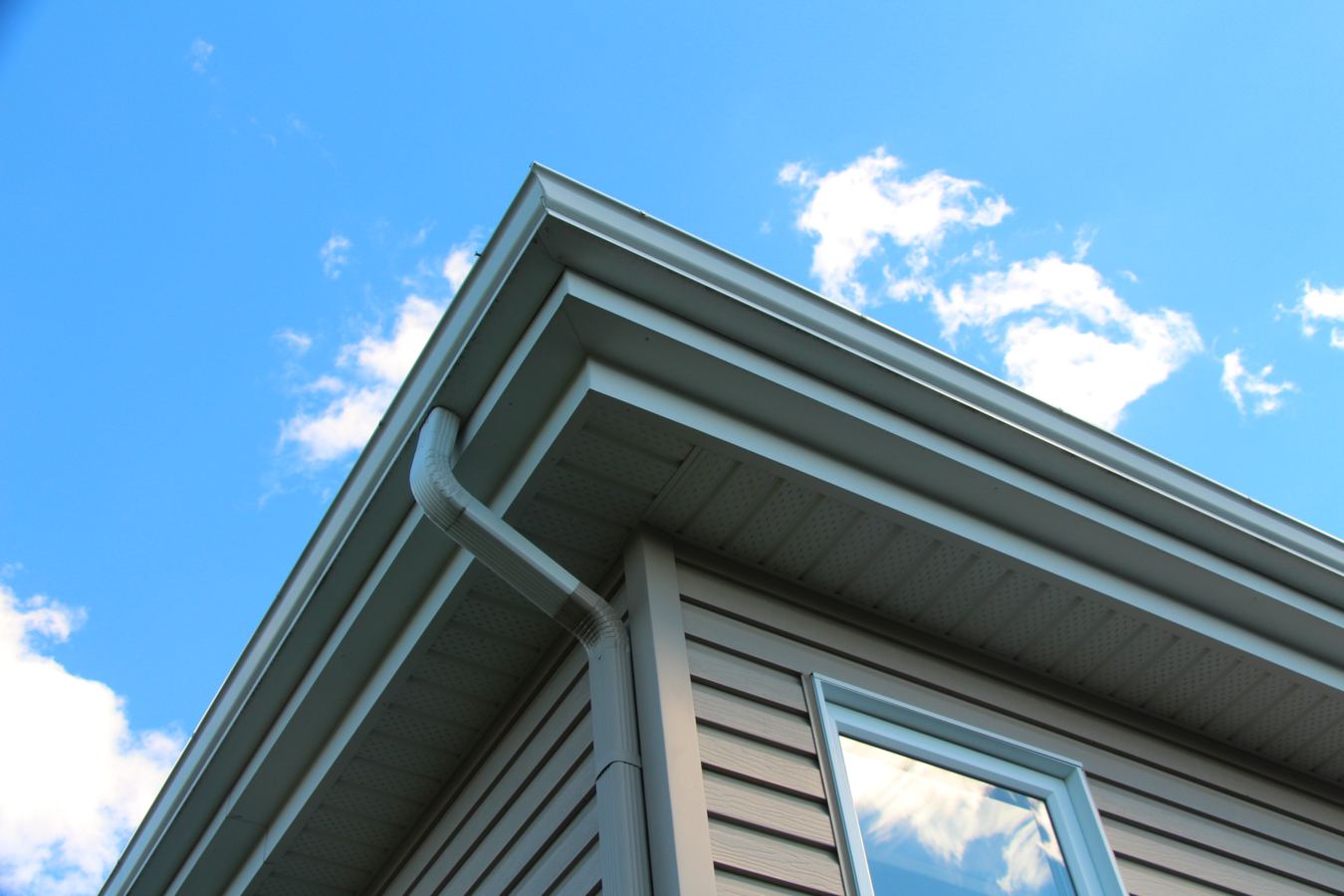 Seamless Aluminum Gutters