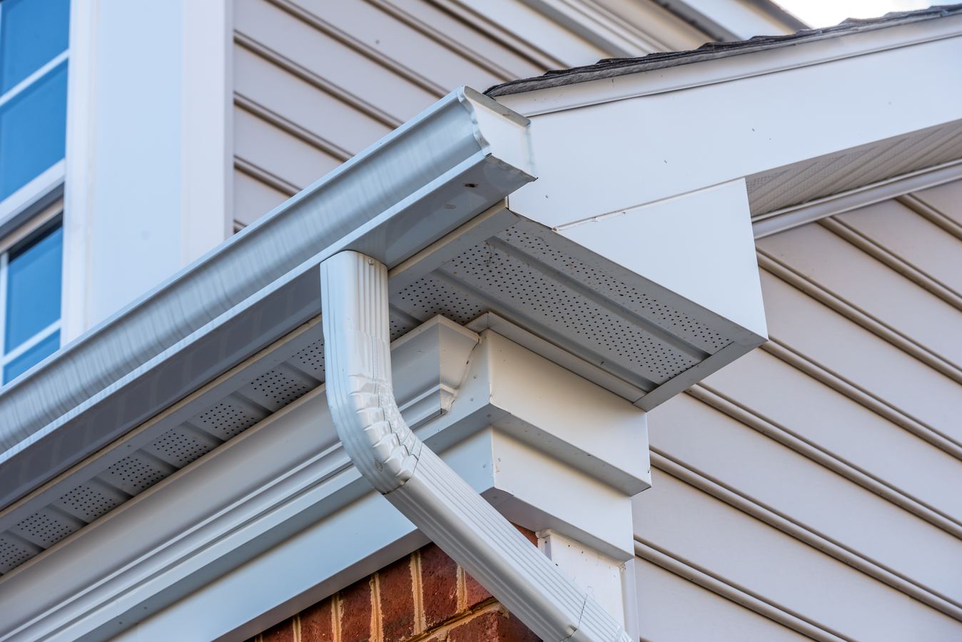 Surface tension gutter guard