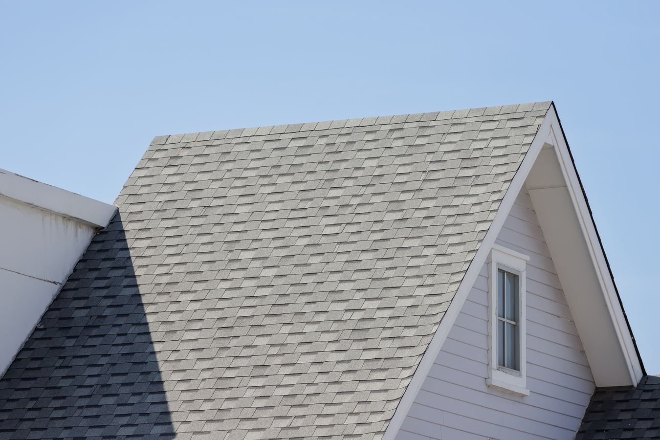 Architectural asphalt shingles