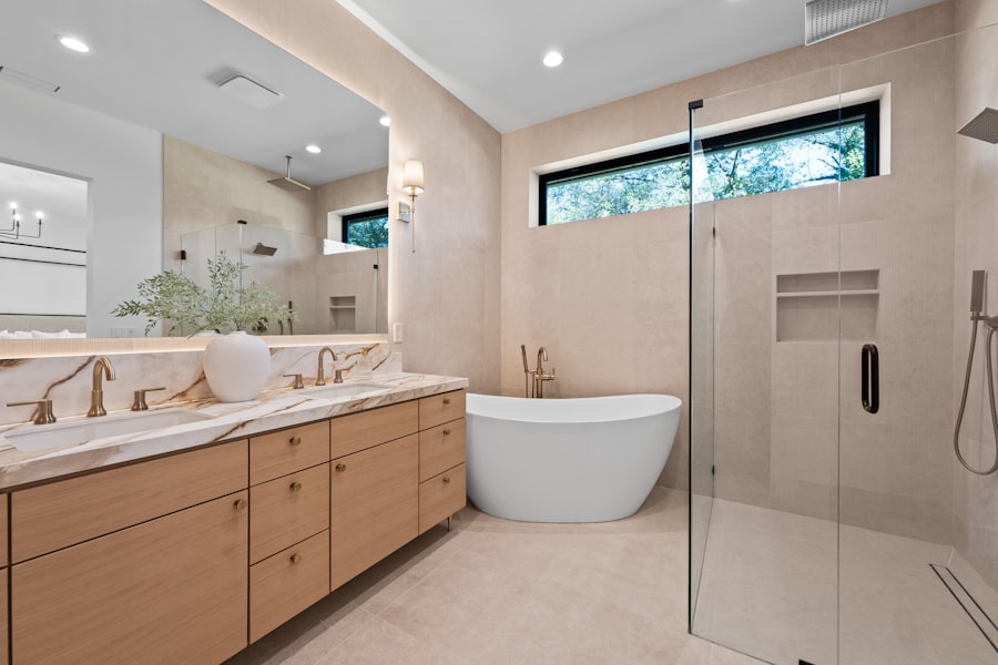 Freestanding Soaking Tub with Marble Surround
